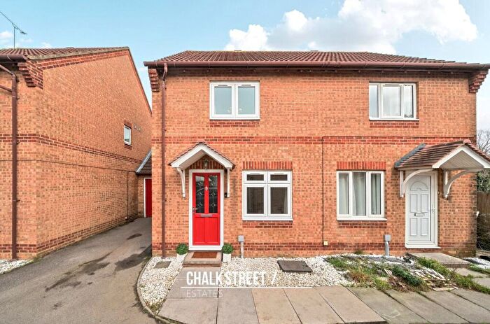 2 Bedroom Semi Detached House For Sale In Cavell Crescent, Harold Wood, RM3