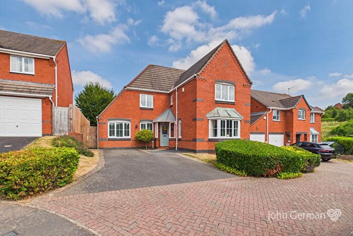 4 Bedroom Detached House For Sale In Hargate Road, Stapenhill, DE15