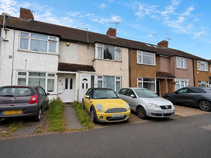 3 Bedroom Terraced House For Sale In Cranford Avenue, Staines-Upon-Thames, TW19