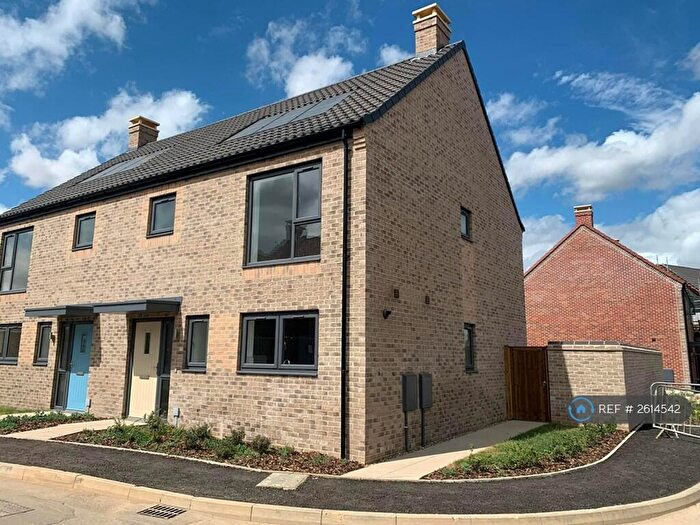 3 Bedroom Semi-Detached House To Rent In Limbert Road, Cringleford, Norwich, NR4