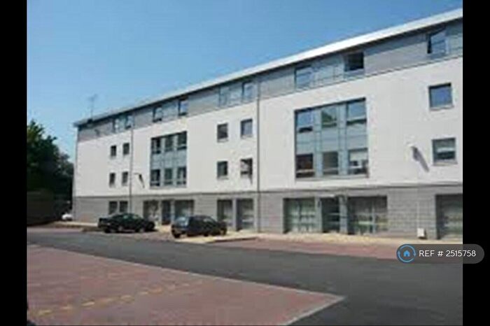 2 Bedroom Flat To Rent In Pittodrie, Aberdeen, AB24