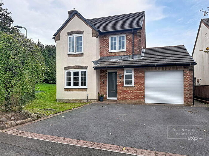 4 Bedroom Detached House For Sale In Corfe Close, Ivybridge, Devon, PL21