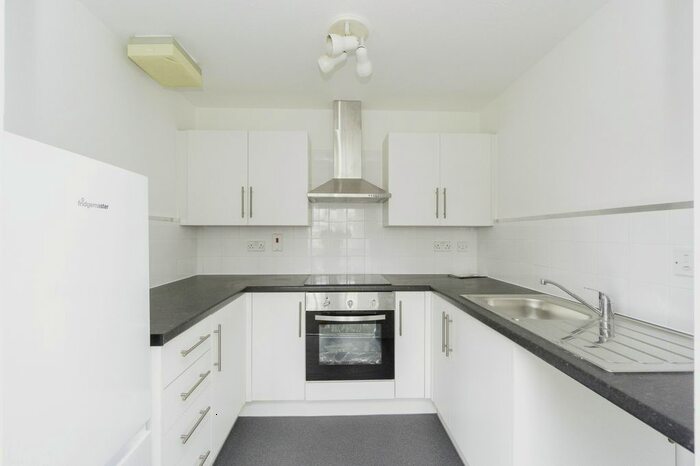 2 Bedroom Flat To Rent In St. Andrew Street, Liverpool, Merseyside, L3