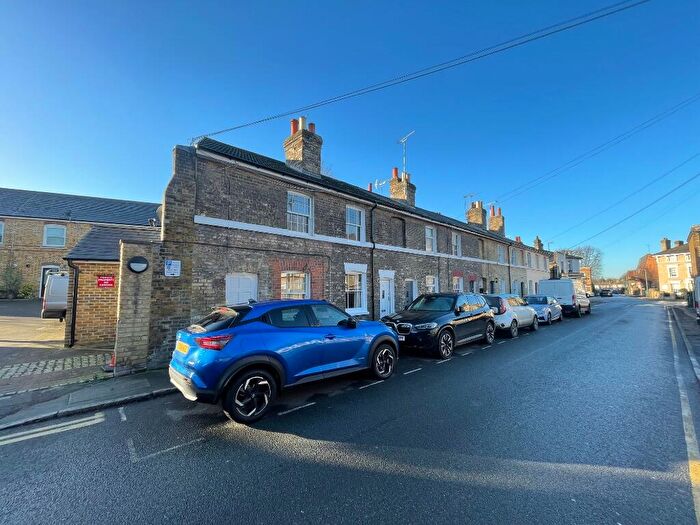 2 Bedroom Terraced House To Rent In Anchor Street, Chelmsford, Essex, CM2