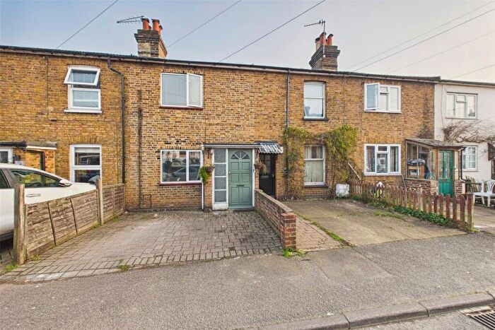 2 Bedroom Terraced House To Rent In Cordwallis Road, Maidenhead, Berkshire, SL6