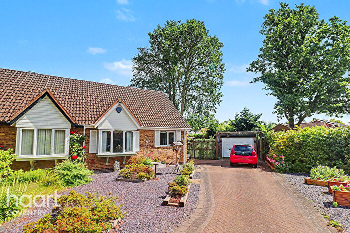 2 Bedroom Semi-Detached Bungalow For Sale In Ashdale Close, Coventry, CV3