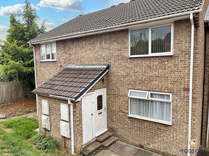 1 Bedroom Flat To Rent In Gainsborough Way, Stanley, Wakefield, WF3