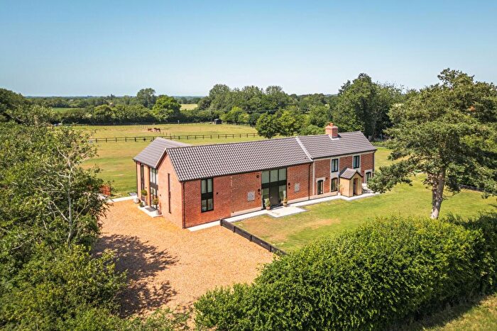 5 Bedroom Barn Conversion For Sale In Beautiful Barn Conversion In Stibbard, NR21