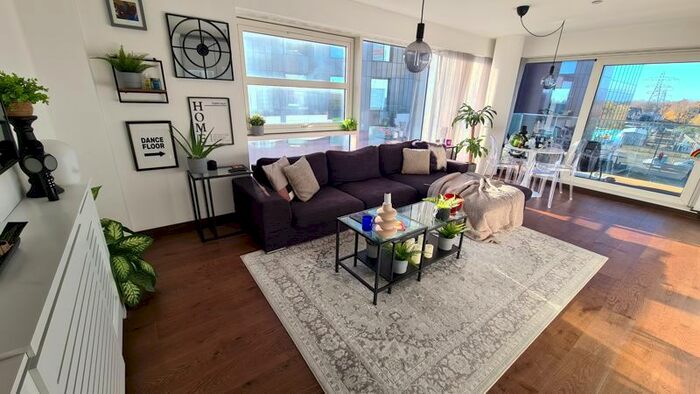 2 Bedroom Flat To Rent In East Station Road, Peterborough, PE2