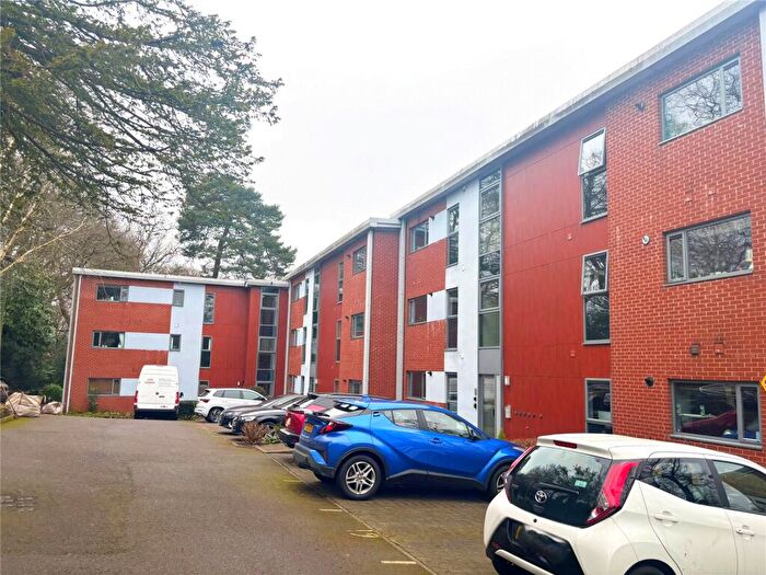 2 Bedroom Flat For Sale In Hawthorne Gardens, Birmingham, West Midlands, B13