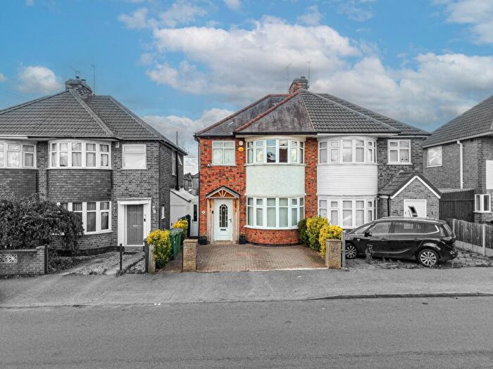 3 Bedroom Semi Detached House For Sale In Hathaway Avenue, Leicester, LE3