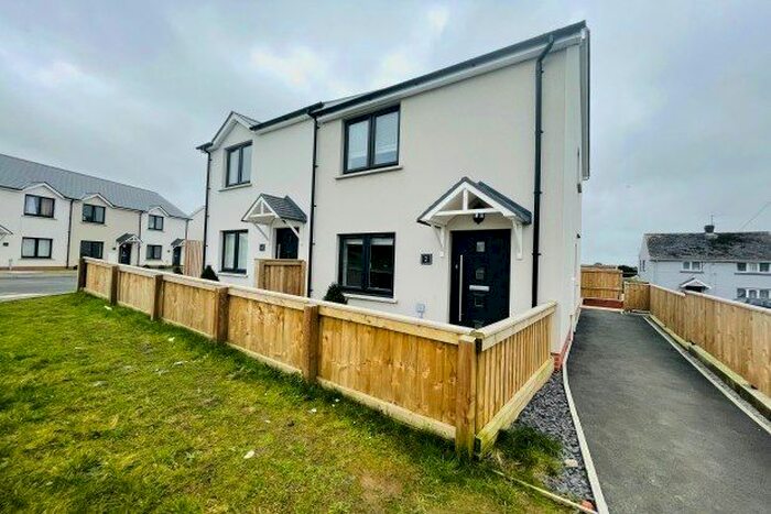 2 Bedroom Property To Rent In Meadow Gardens, Kilgetty, SA68