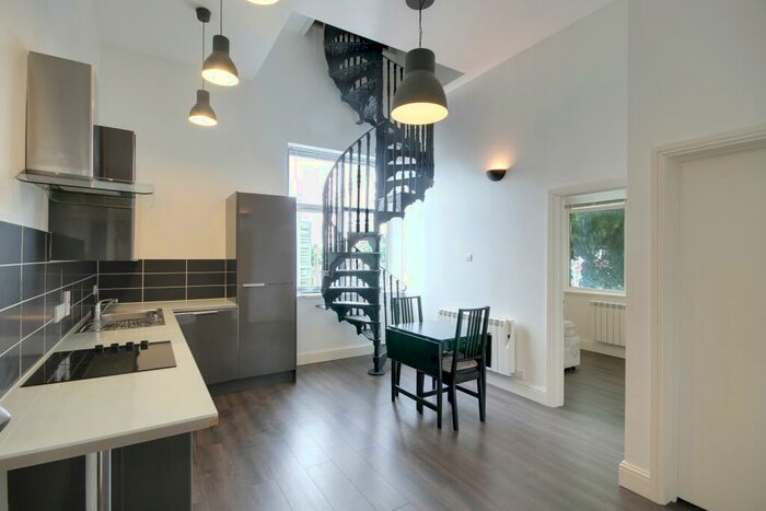 2 Bedroom Apartment To Rent In Church Road, Leyton, E10