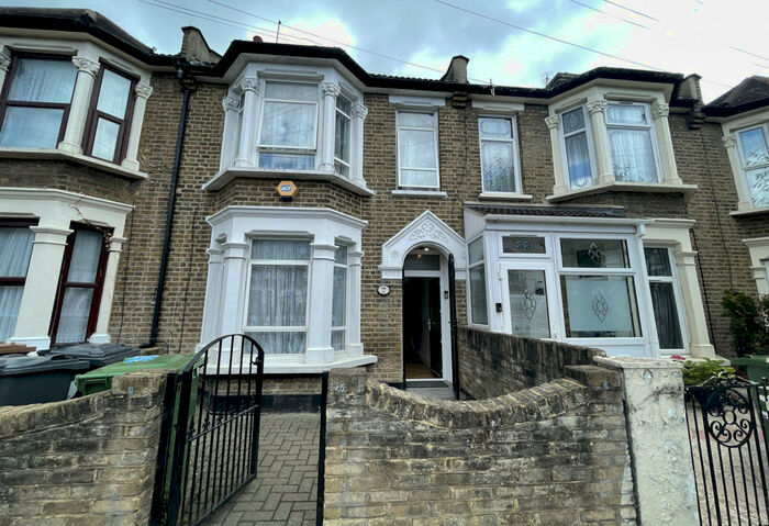 5 Bedroom Terraced House To Rent In Windsor Road, Leyton, London, E10