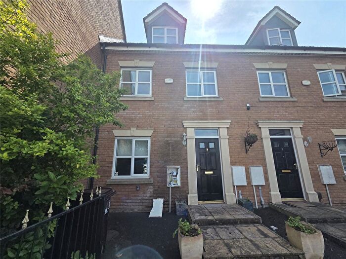 4 Bedroom Town House For Sale In Lathom Close, Liverpool, Merseyside, L36