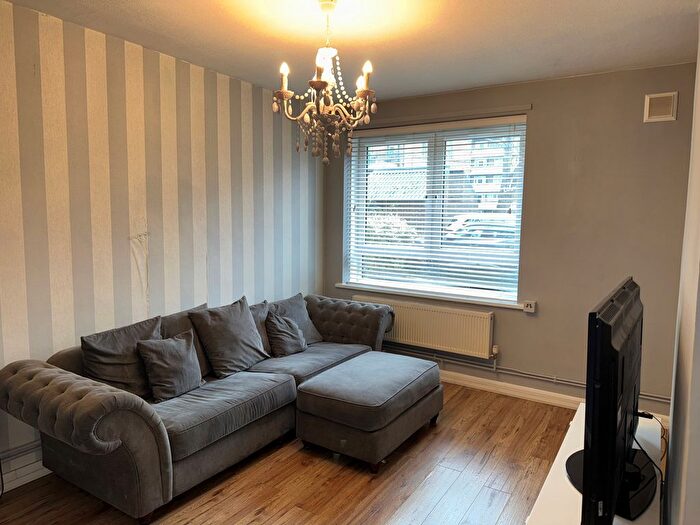 1 Bedroom Flat To Rent In Weston Street, London, SE1