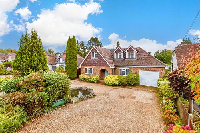 4 Bedroom Detached House For Sale In Caring Lane, Bearsted, Maidstone, Kent, ME14
