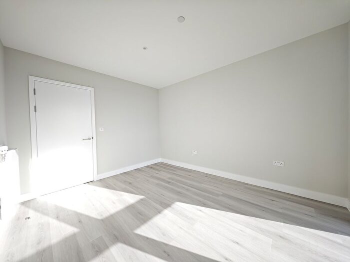 2 Bedroom Flat To Rent In Bufton House, Astell Road, Blackheath, SE3