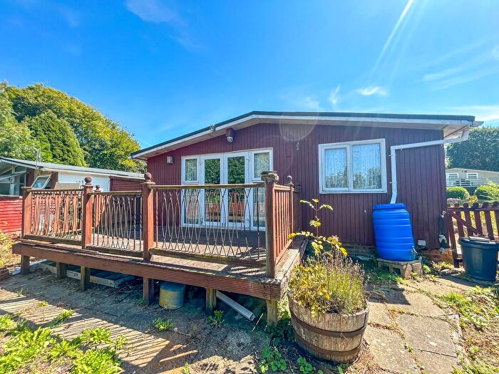 2 Bedroom Chalet For Sale In Battle Road, St Leonards-On-Sea, TN37