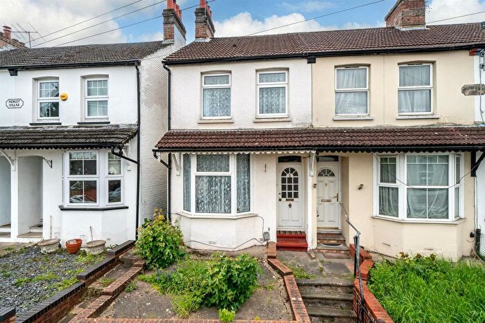 2 Bedroom Property To Rent In Winifred Road, Hemel Hempstead, HP3