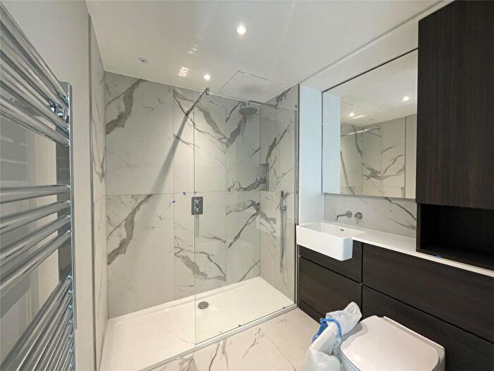 2 Bedroom Apartment To Rent In Juniper Gardens, Oval Village, Gasholder Place, Oval, SE11