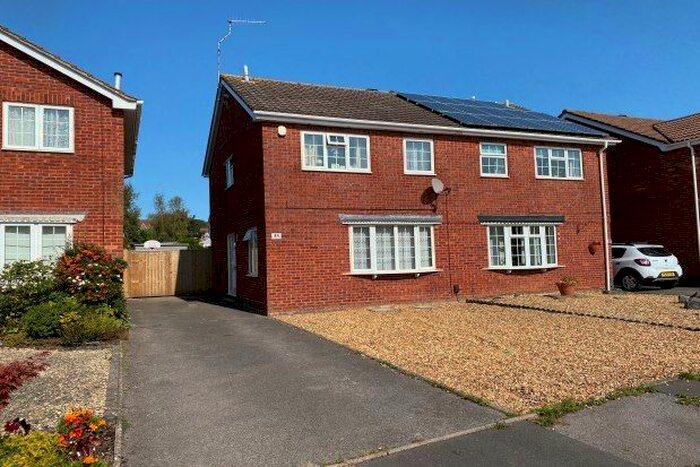 3 Bedroom Property To Rent In Pimpern Close, Poole, BH17