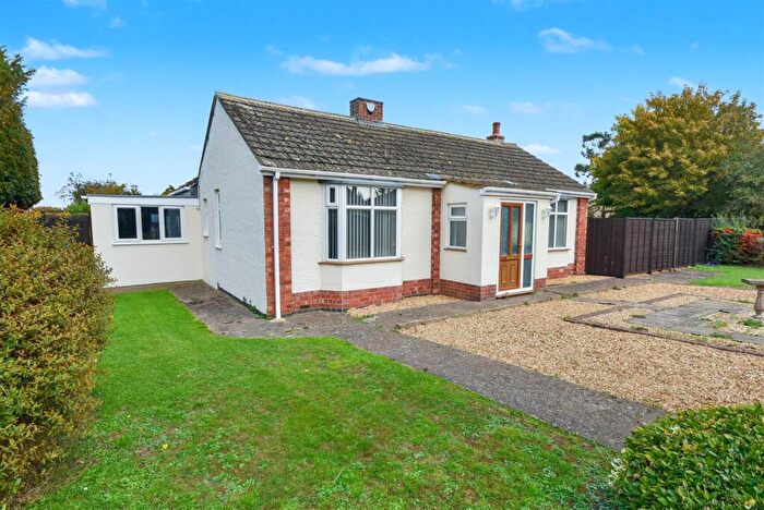 3 Bedroom Detached Bungalow To Rent In Barton Road, Barton Seagrave, Kettering, NN15