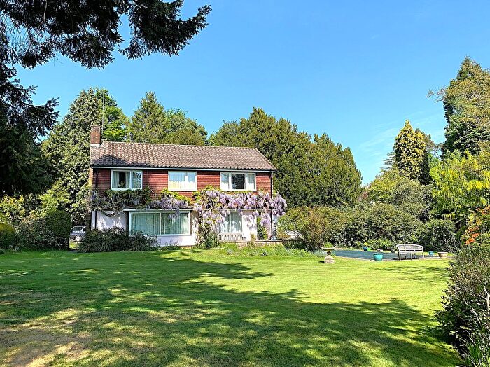 4 Bedroom Detached House For Sale In The Old Carriageway, Chipstead, Sevenoaks, TN13