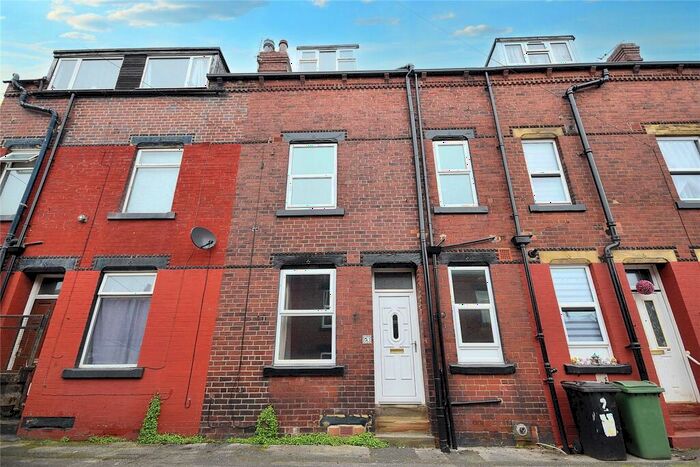 3 Bedroom Terraced House To Rent In Nansen Grove, Leeds, West Yorkshire, LS13