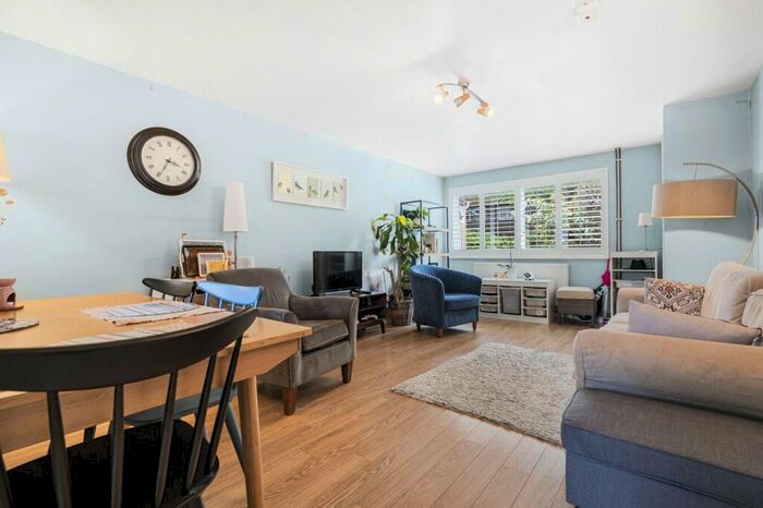 3 Bedroom Terraced House To Rent In Giles Close, Littlemore, OX4