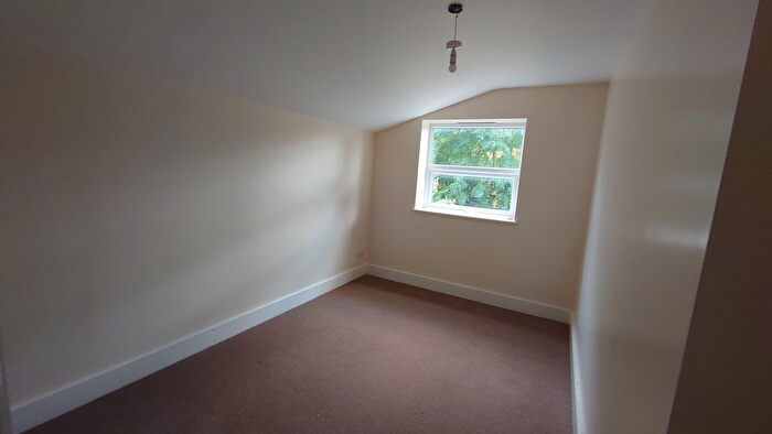 3 Bedroom Terraced House To Rent In Lincoln Road, London, E7