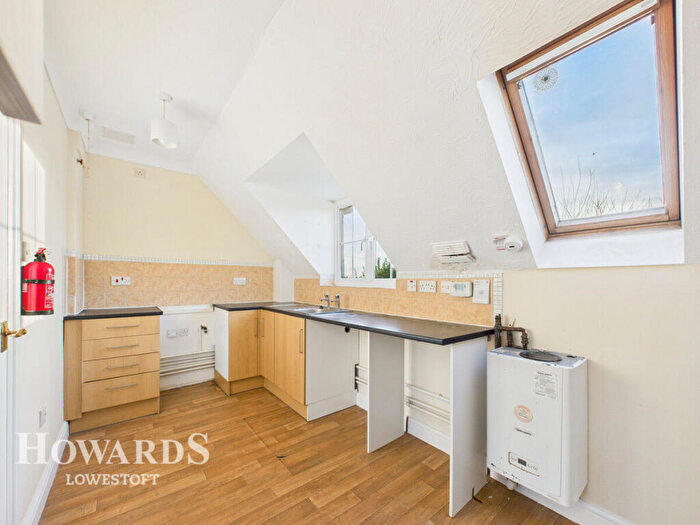 2 Bedroom Terraced House For Sale In High Path, Kessingland, NR33