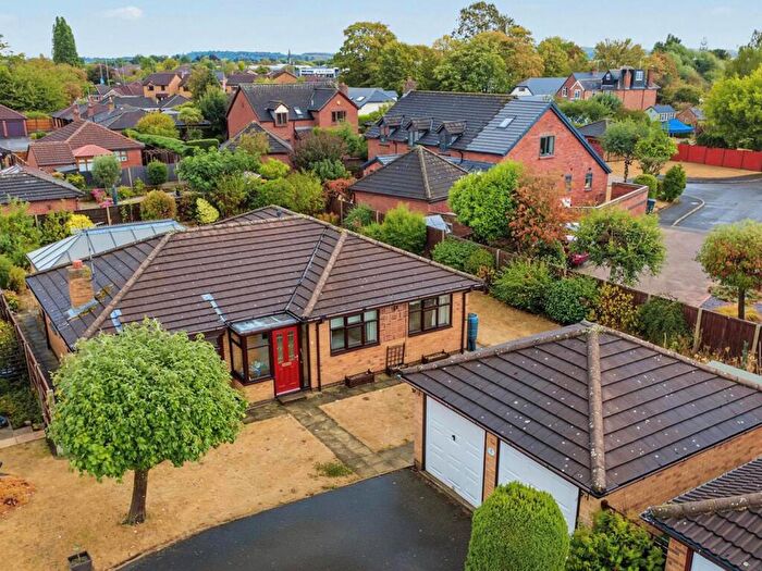 3 Bedroom Detached Bungalow For Sale In Gregson Gardens, Chilwell, NG9