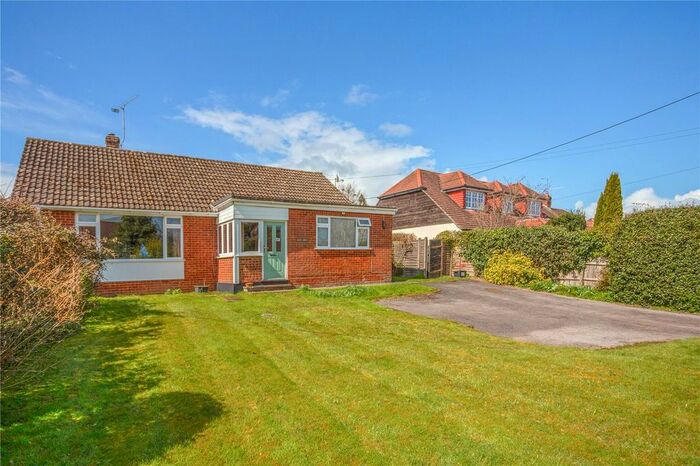 4 Bedroom Bungalow For Sale In Crows Lane, Upper Farringdon, Alton, GU34