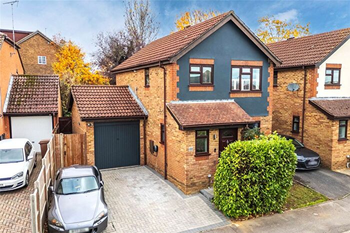 3 Bedroom Detached House For Sale In Broad Hinton, Twyford, Berkshire, RG10