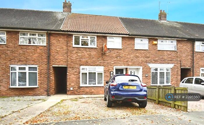 3 Bedroom Terraced House To Rent In Milford Grove, Hull, HU9