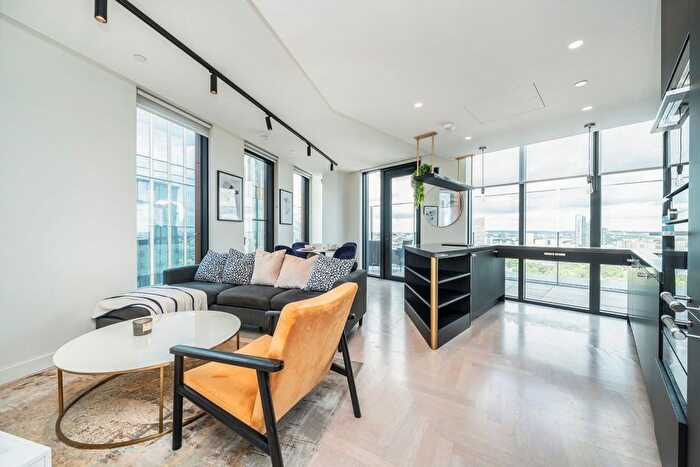 2 Bedroom Flat To Rent In Sun Street, Liverpool Street, EC2A