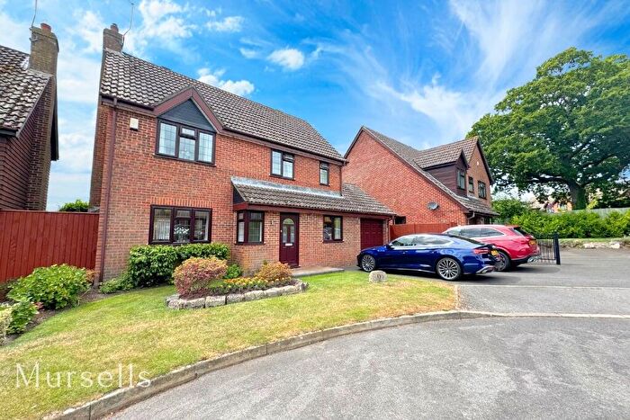 3 Bedroom Detached House For Sale In Forest Edge Road, Wareham, BH20