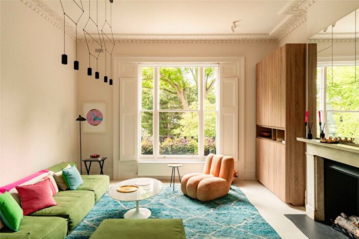 1 Bedroom Flat To Rent In Holland Park Avenue, Holland Park, W11