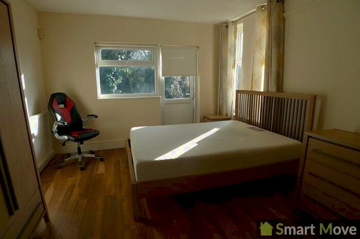 1 Bedroom Semi-Detached House To Rent In Eastfield Road, Peterborough, Cambridgeshire. PE1