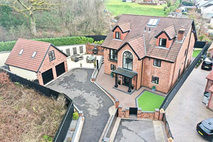 5 Bedroom Detached House For Sale In Oak Tree Rise, Newbridge, NP11