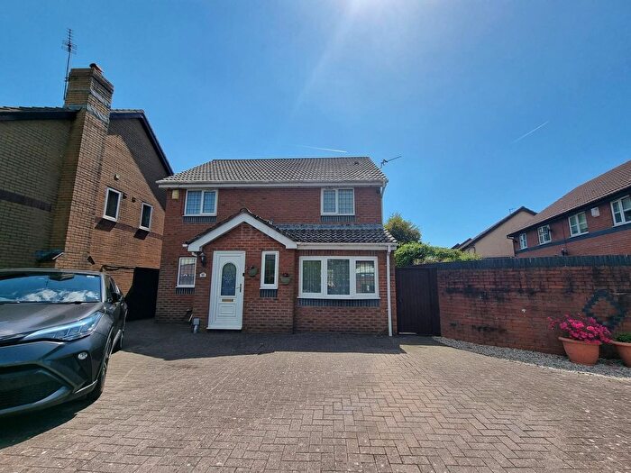 4 Bedroom Detached House For Sale In Greenacres, Barry, CF63