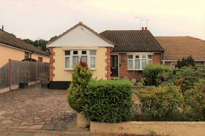 2 Bedroom Bungalow To Rent In Woodside, Leigh-on-Sea, Essex, SS9