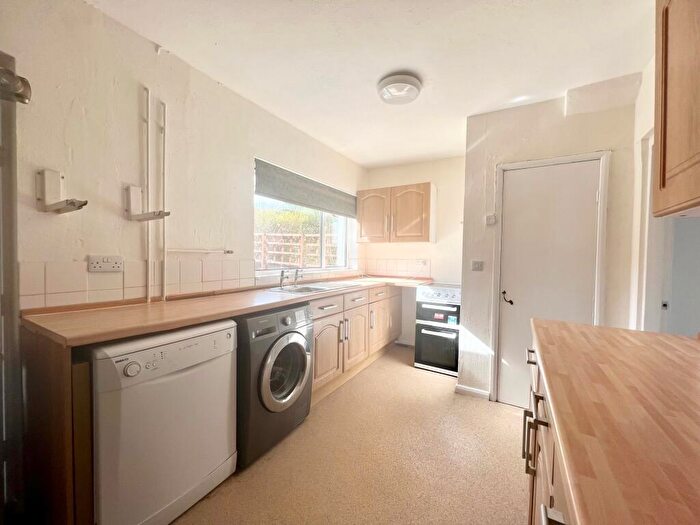 3 Bedroom Terraced House To Rent In Manton Crescent, Nottingham, NG9