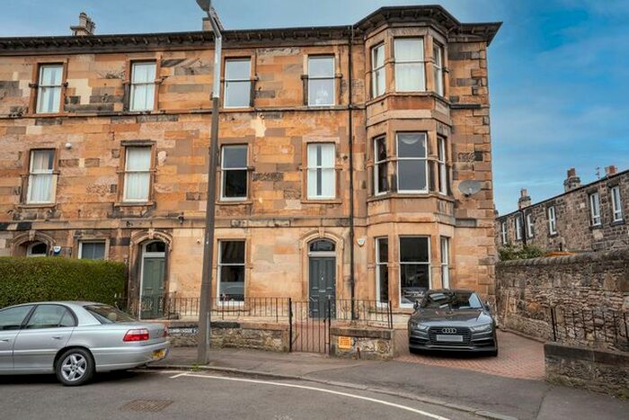 3 Bedroom Flat To Rent In Summerside Place, Trinity, Edinburgh, EH6