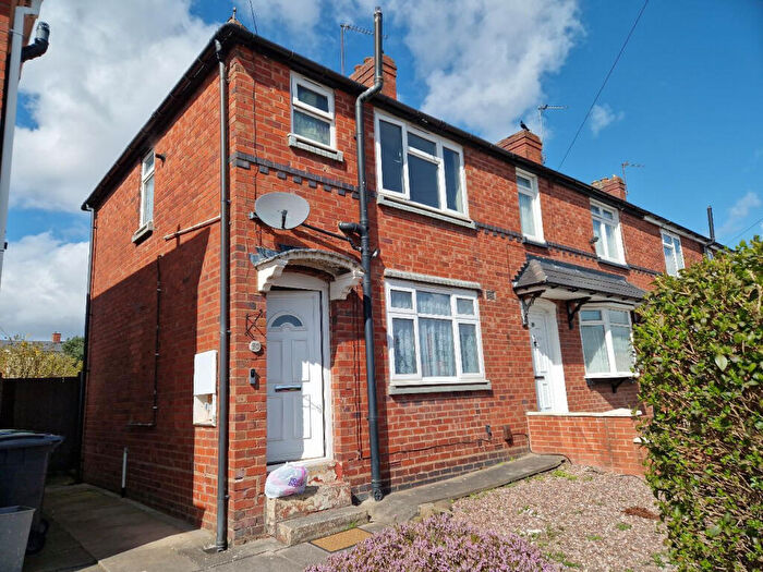 2 Bedroom End Of Terrace House To Rent In Habberley Road, Rowley Regis, West Midlands, B65