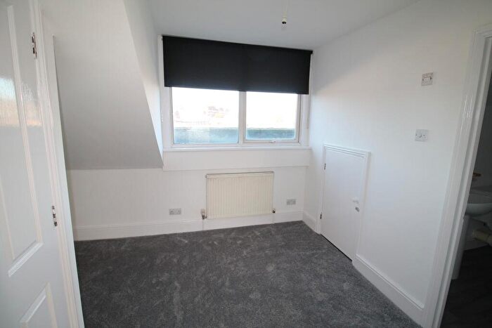 1 Bedroom Flat To Rent In Mare Street, Hackney, London, E8