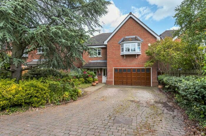 5 Bedroom Detached House To Rent In St. Judes Road, Englefield Green, Egham, TW20