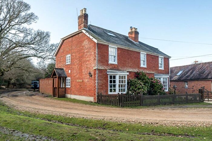 5 Bedroom Detached House For Sale In Allum Green, Lyndhurst, SO43