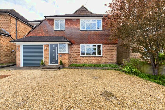 4 Bedroom Detached House To Rent In Heathcote Drive, East Grinstead, West Sussex, RH19